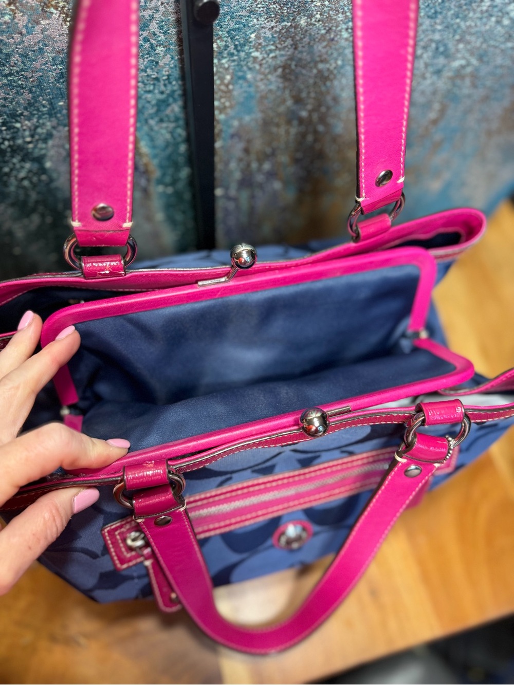 Coach Barbiecore Kisslock Y2K 2010 Laura Signature Carryall Navy Fuchsia Tote - Picture 8 of 14